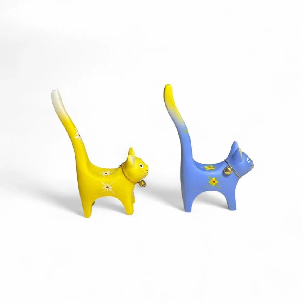 2 VTG Wooden Cat Ring Holders